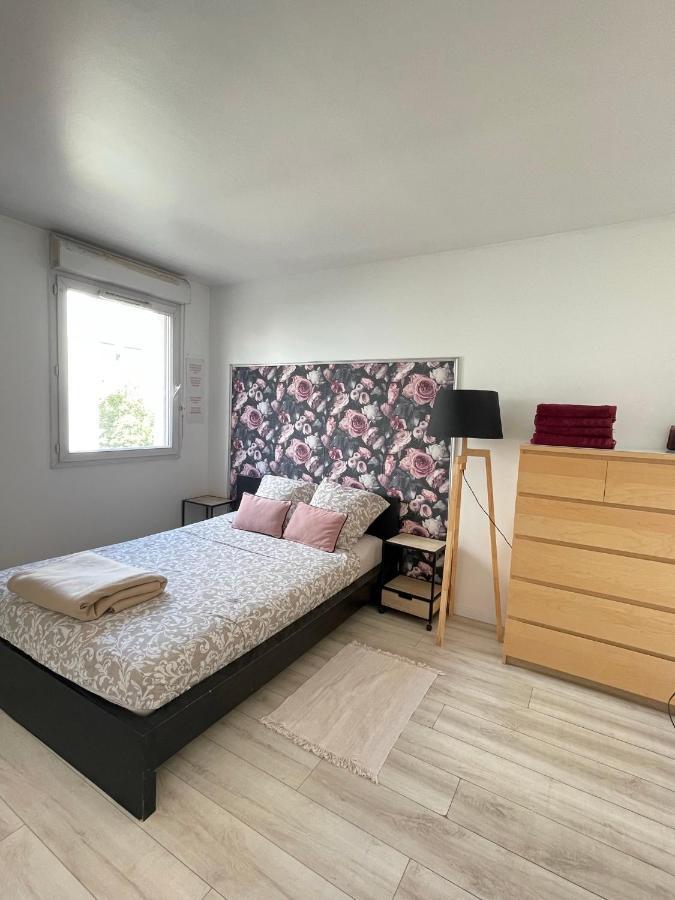 Cosy Appart Proche Paris Сен-Дені Екстер'єр фото